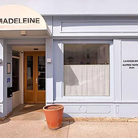 Alfred La Madeleine Beaune (Cote d'Or)